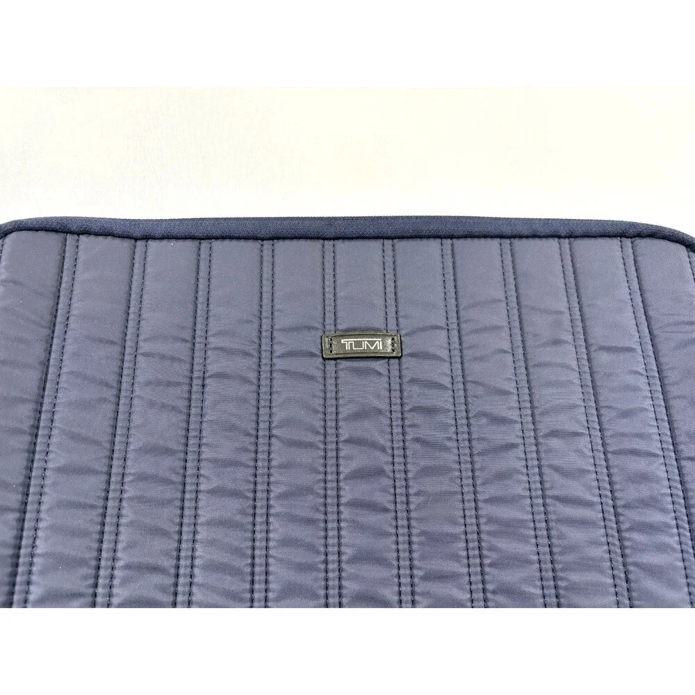 Tumi Quilted Navy Travel School Laptop Sleeve Computer Cover Ipad Padded 14x11